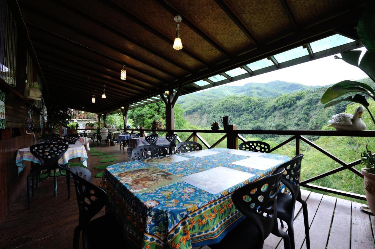 Shinmingshan Holiday Inn Lugu Eksteriør bilde